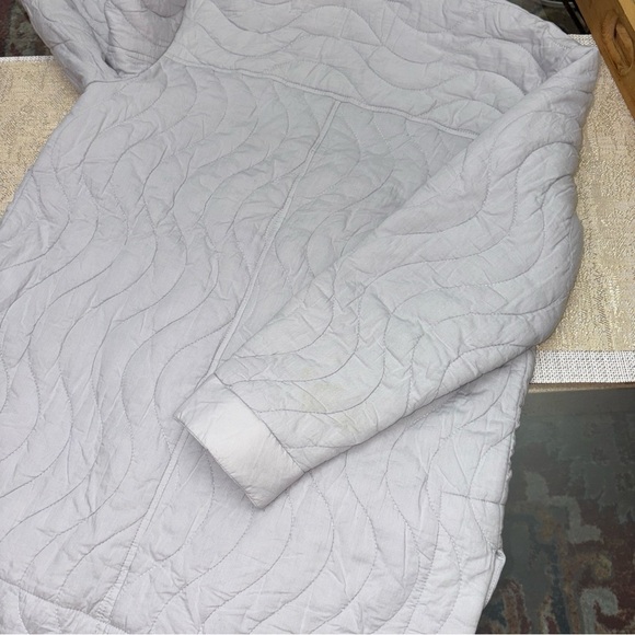 Madewell Light Gray Quilted Puffer Jacket, size M like new ! - Picture 10 of 14